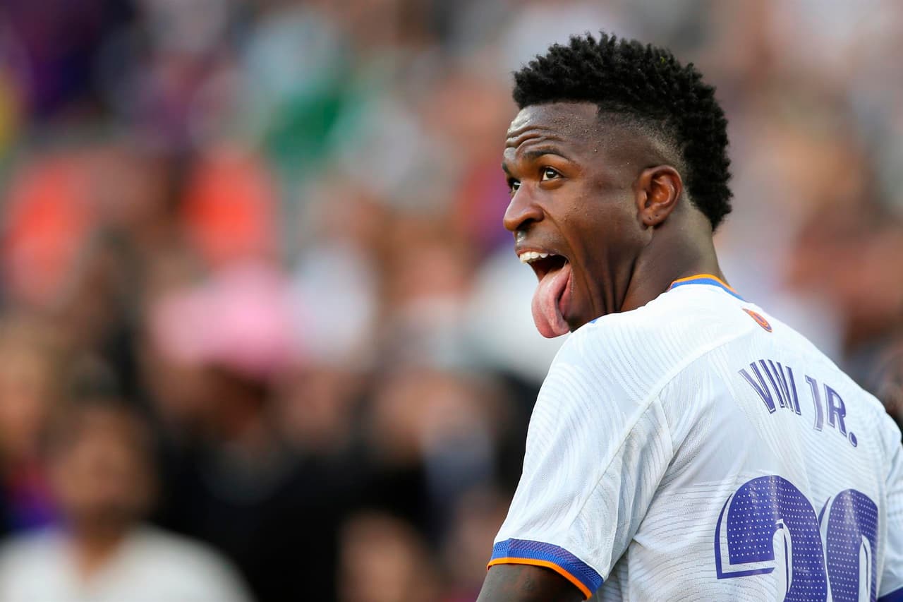 Real Madrid se impone, en el Camp Nou, durante un emocionate clásico ante el Barcelona 2-1 con anotaciones de David Alaba (32’) y Lucas Vásquez (90+3’) y, de último minuto, Sergio ‘Kun’ Agüero anotó por parte de los culés, durante la J10 de La Liga.