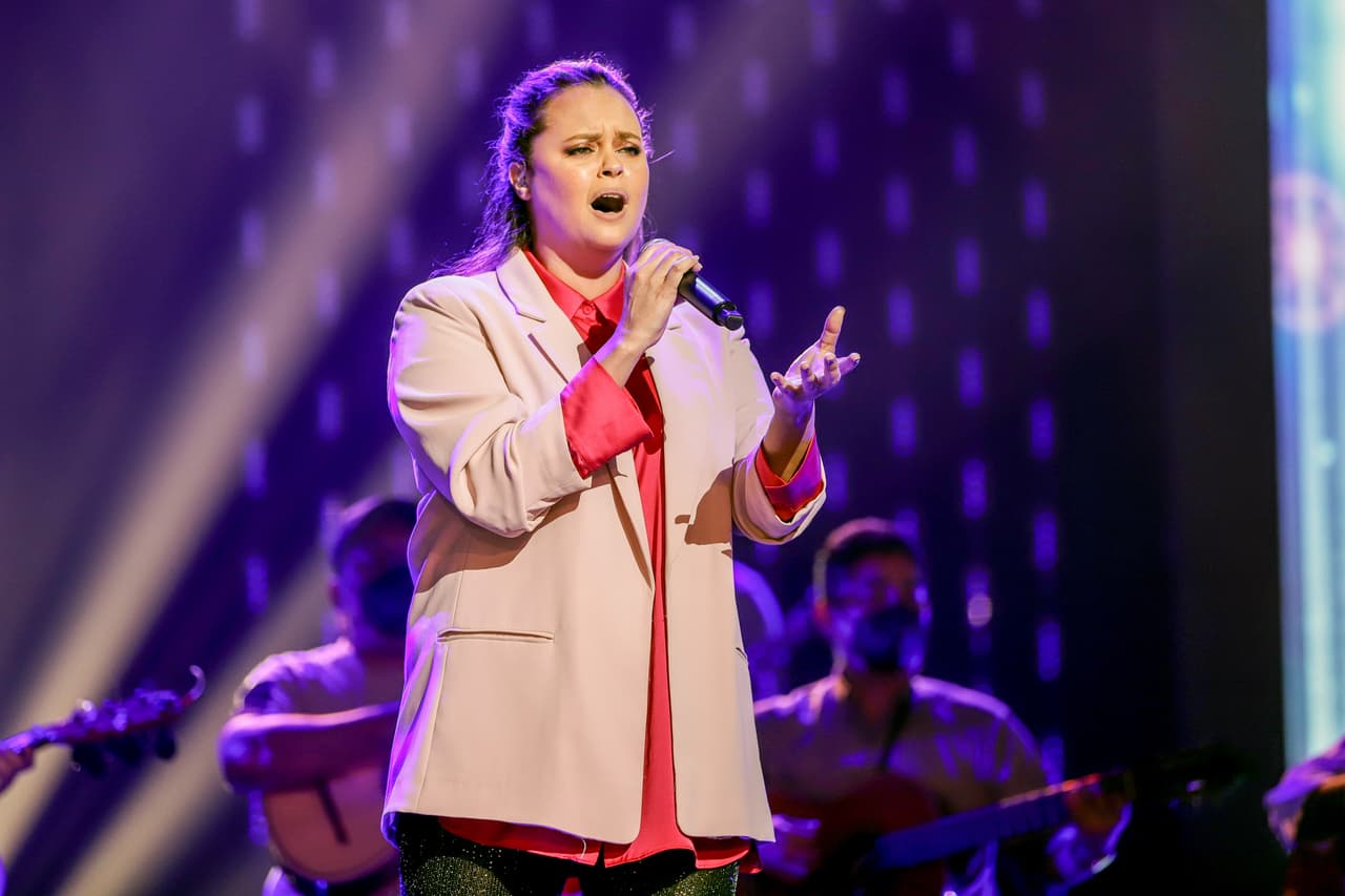 Dúrcal decidió someterse a una dieta basada en una alimentación alta en proteínas y baja en grasas, tras las críticas que recibió a principio de año por su aspecto físico.