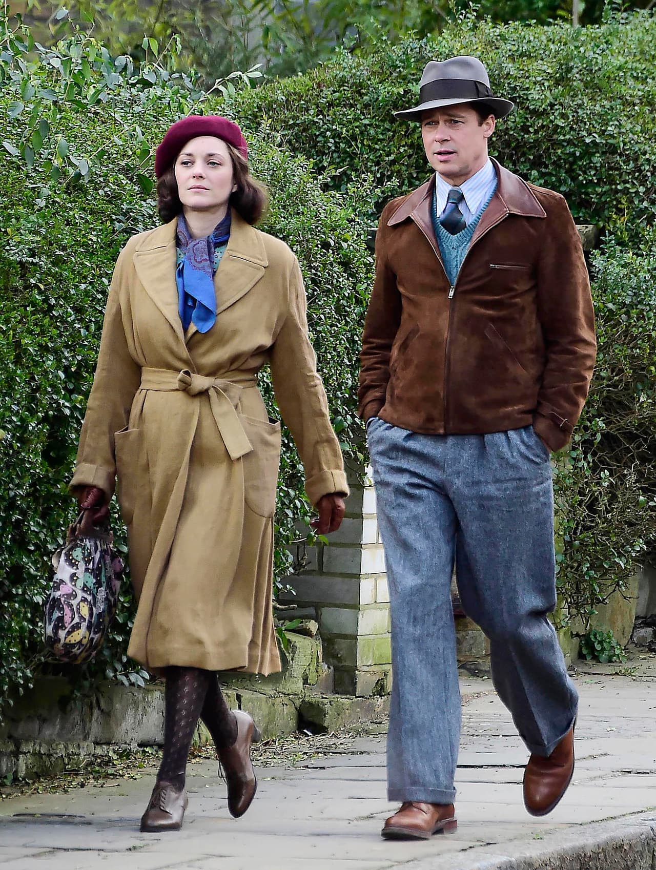 Se dijo que Pitt sostuvo una relación amorosa con la actriz Marion Cotillard, pero ella lo desmintió.