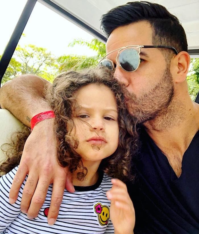 La 
<a href="https://www.univision.com/shows/despierta-america/la-tierna-peticion-del-chef-yisus-en-el-cumpleanos-de-su-hija-anabella-fotos" target="_blank">hija mayor de Yisus</a> y la menor de Alan se han convertido en "amiguitas", gracias a que sus papás también tienen una amistad sincera.