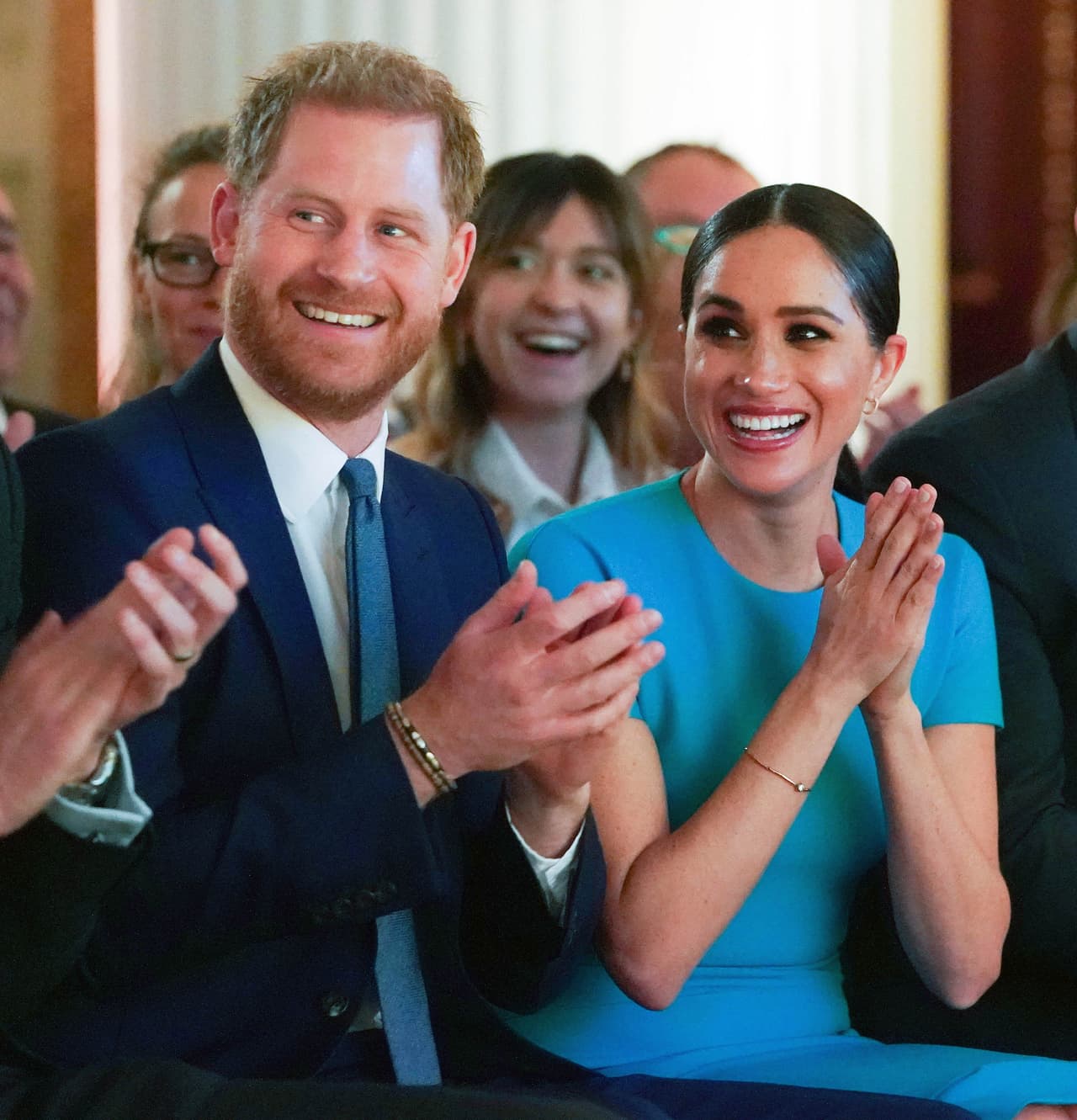 A partir de ese día correrá un periodo de transición para que los Sussex comiencen
<b><a href="https://www.univision.com/famosos/la-reina-isabel-da-su-bendicion-a-los-planes-de-independencia-del-principe-harry-y-meghan-markle-fotos" target="_blank">su ansiada independencia económica. </a></b>
<br>