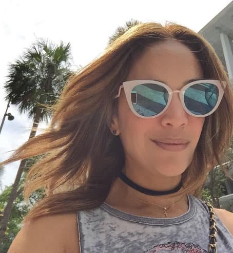 Las gafas que terminan en punta son perfectas para lucir como toda una diva de los años 50.