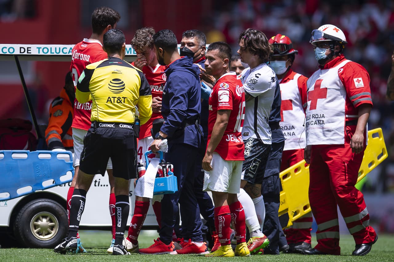 Toluca vino de atrás para vencer a los Xolos con goles de Carlos González, Jean Meneses y Camilo Sanvezzo.
