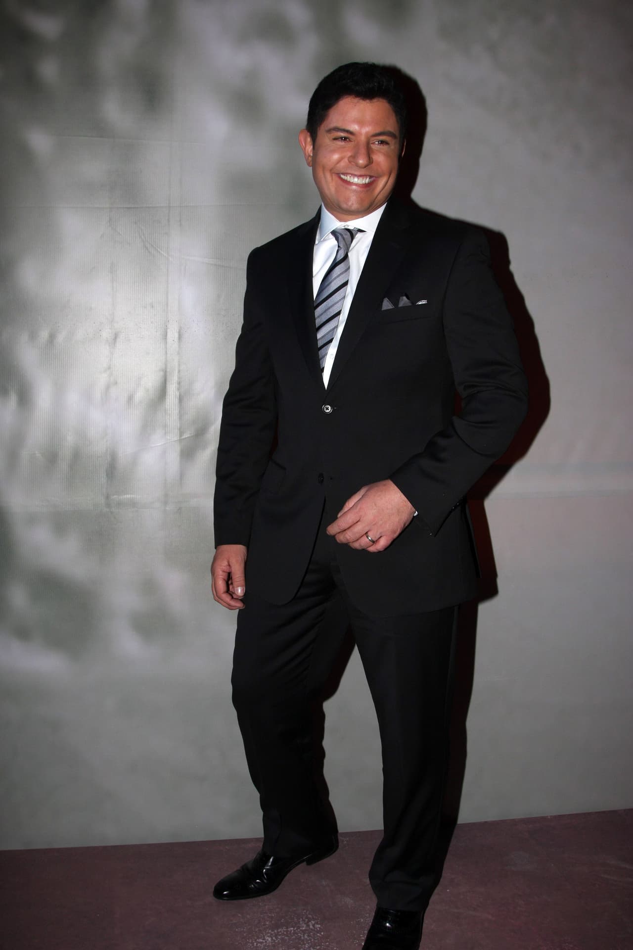 "Ahora va a ser 'Corona de esperanza', porque antes era 'Corona de lágrimas', pero 
<b>Rómulo va a matar cualquier esperanza</b>", dijo sobre su personaje en esta nueva historia. 
<br>