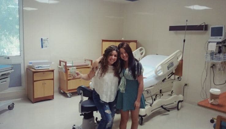 Desde que dio a conocer que estaba embarazada, Gred compartió con todos sus fans cada detalle de su embarazo. "Con el favor de Dios aqui nacerá mi hij@...titi estaba lucia jajaja @valrivera01 #BabyCompany #momtobe", publicó tras escoger el hospital.