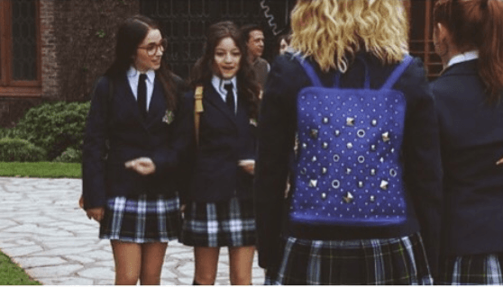 Acompaña a Nina de lunes a viernes en
<b> Soy Luna a las 3PM/2C por Galavisión. </b>