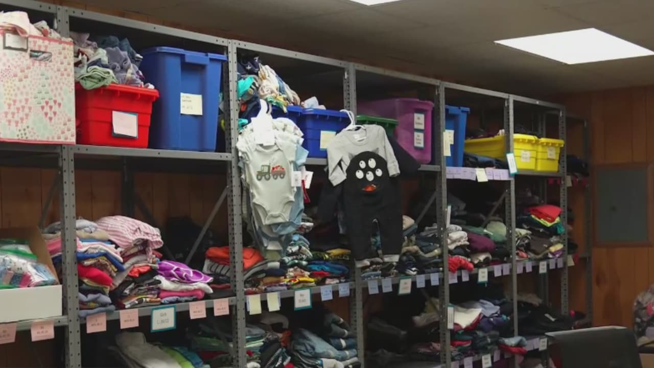 'Klein Kloset', el programa que entrega artículos de aseo y ropa a estudiantes necesitados del distrito