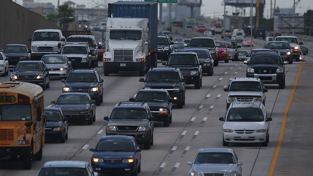 Enfrentamiento entre alcalde Gimenez y gobernador DeSantis por nueva agencia que controlaría los peajes en Miami-Dade

