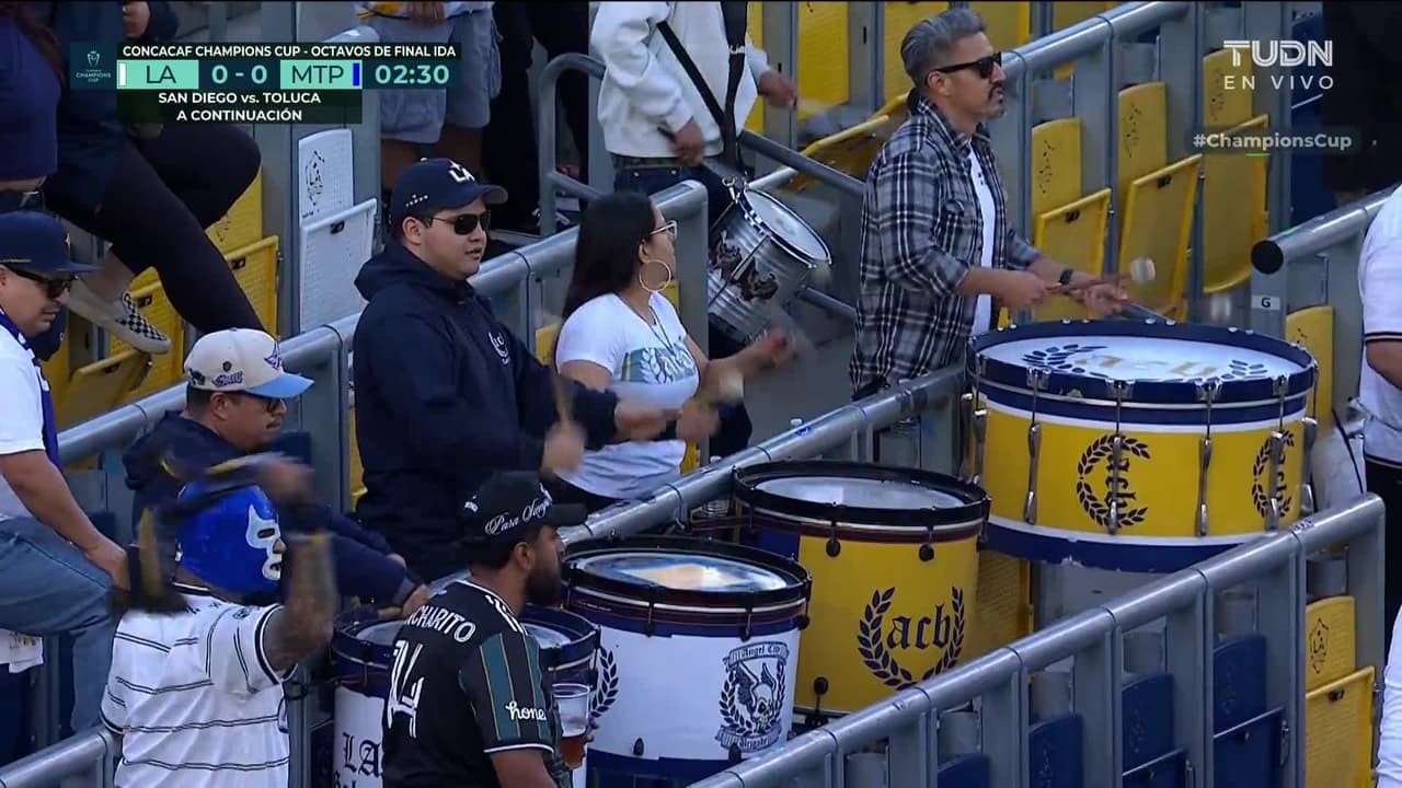 ¡TIRO ATAJADO! disparo por Erik Thommy.