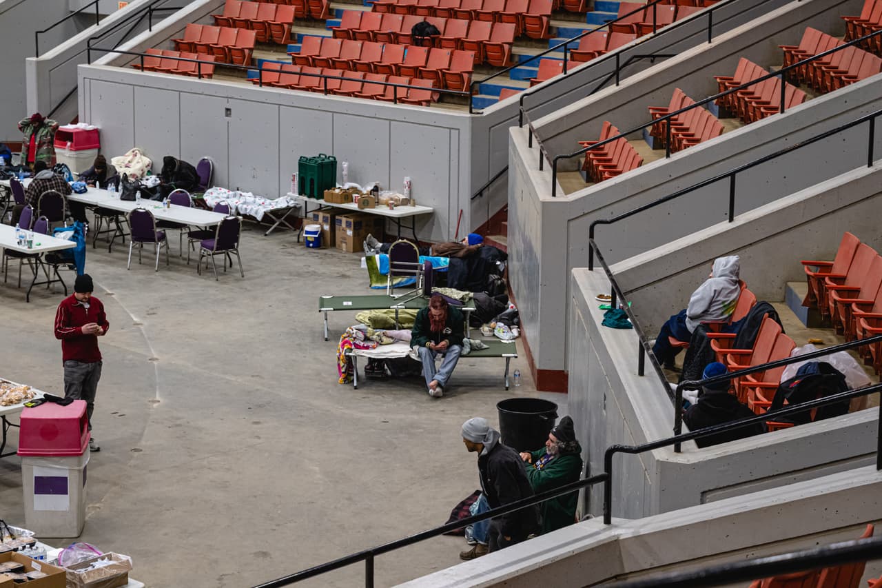 Estos son algunos de los refugios abiertos por las bajas temperaturas en el norte de Texas