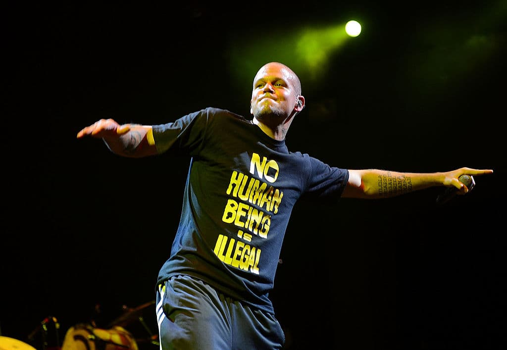 <b>René Pérez</b>, siempre activo en las causas sociales, no podría faltar y desde ya pide fuertemente la renuncia de Roselló.