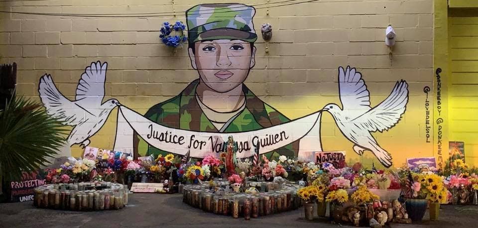 Pese a que las autoridades no habían confirmado si los restos que fueron hallados en río León pertenecía a la soldado, la abogada Natalie Khawman señaló que la joven hispana fue presuntamente asesinada por 
<b><a href="https://www.univision.com/local/houston-kxln/nena-ellos-encontraron-partes-esto-fue-lo-que-un-soldado-y-su-novia-le-hicieron-a-vanessa-guillen">Aaron Robinson</a></b> en el cuarto de armas de la base militar de Fort Hood. Además, aseguró que el señalado intentó incinerar el cuerpo, pero que al final terminó enterrándolo.