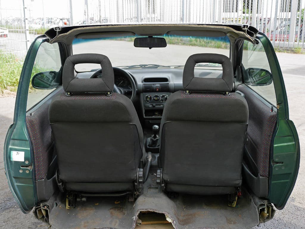 Un hombre de Alemania divide sus pertenencias tras divorcio