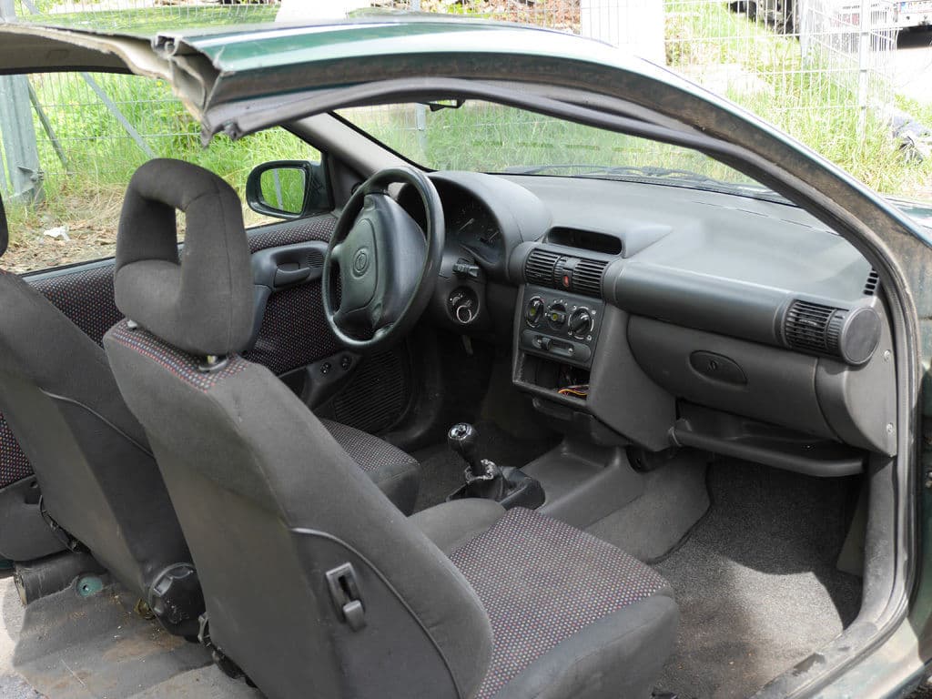 Un hombre de Alemania divide sus pertenencias tras divorcio