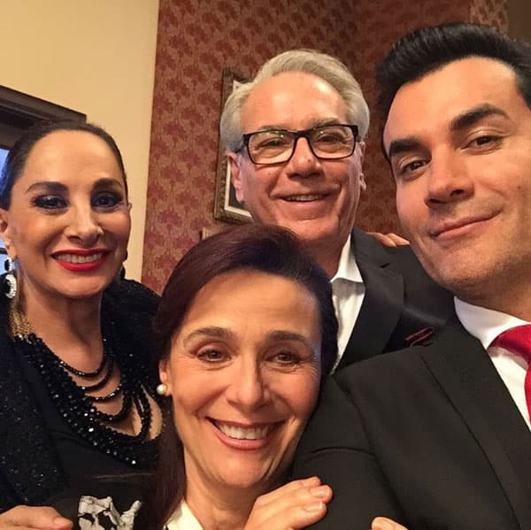 Un elenco de primera acompaña a Otto Sirgo en esta versión.