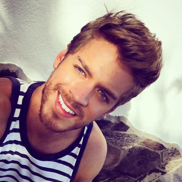 "Las fotos que publicaron dentro de mi Facebook son fotos reales, no les voy a decir que no, son fotos personales que no tenían por qué estar en una red social" dijo el actor.