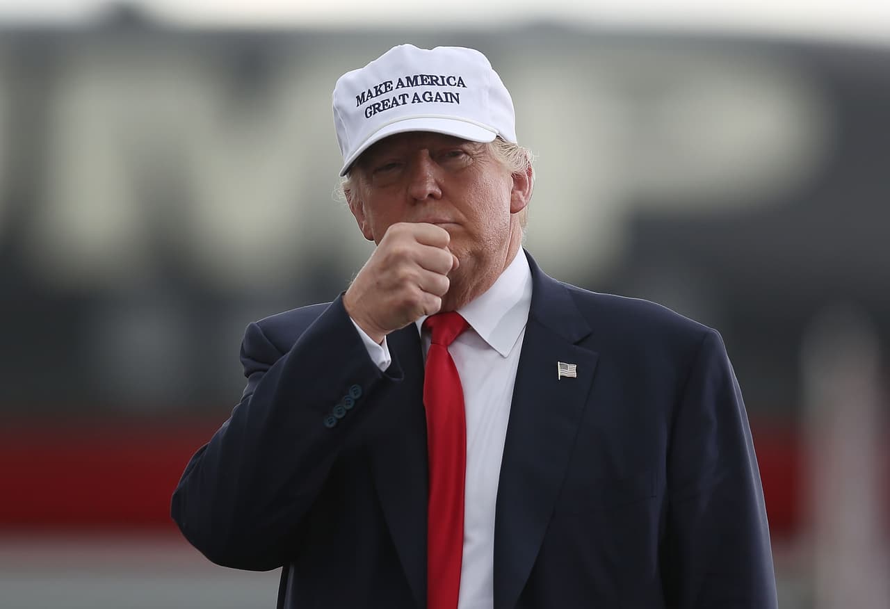 Cómo las denuncias de supuesto fraude que hace Trump intimidan a votantes de las minorías