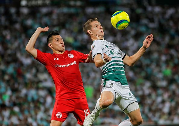 Toluca por la remontada; Santos a liquidar la serie de visita