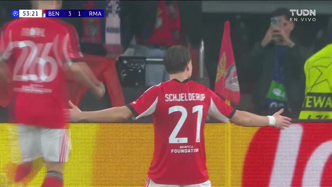 ¡Golazo enfermo del Benfica! Schjelderup anota contra el Madrid en Champions