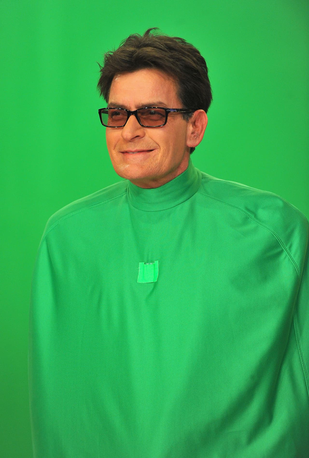 Charlie Sheen no ha sido el único famoso que ha opinado acerca de las acciones de Donald Trump, la única diferencia es que las otras celebridades han desaprobado todos comentarios racistas.