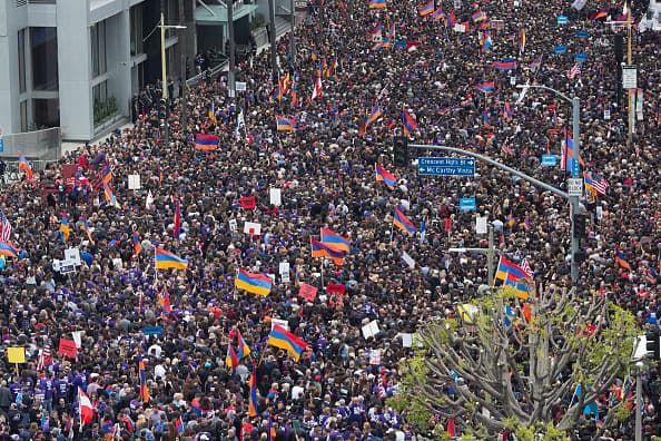 Miles de activistas participaron en las marchas que se organizaron en 2015 en conmemoración a la muerte de 1.5 millones de armenios.