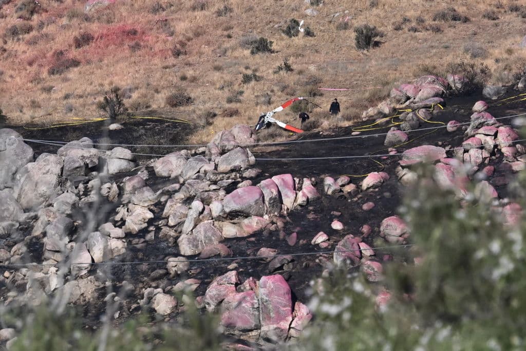 Un equipo se aseguró de que no queden piezas o pedazos del helicóptero en la zona. La investigación persigue identificar por qué ocurrió la tragedia. Los resultados finales podrían conocerse en algunos meses.