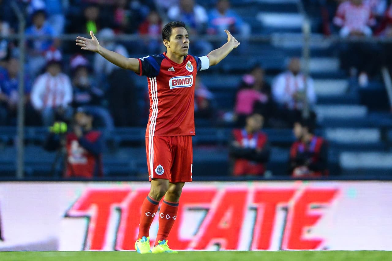 Omar Bravo pidió que en Chivas mantengan actitud para salir adelante