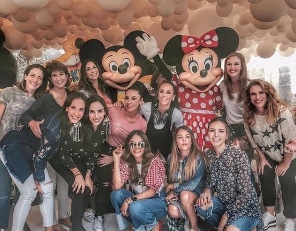 Chantal Andere y Grettell Valdez también festejaron al lado de Inés el cumpleaños de su hijo menor, el pequeño Bosco, en 2017.