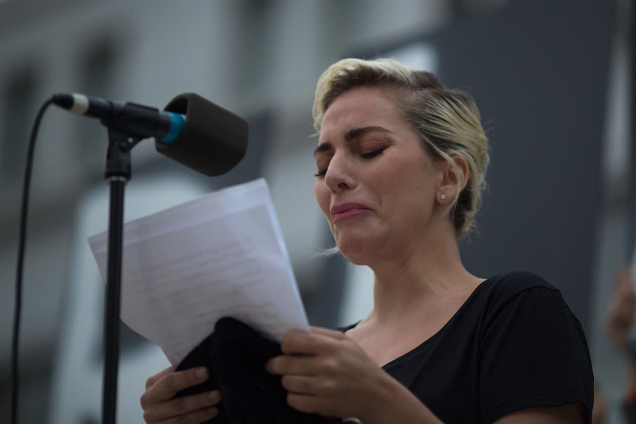 Lady Gaga financiará 162 aulas en escuelas de Dayton, El Paso y Gilroy, luego de los tiroteos masivos