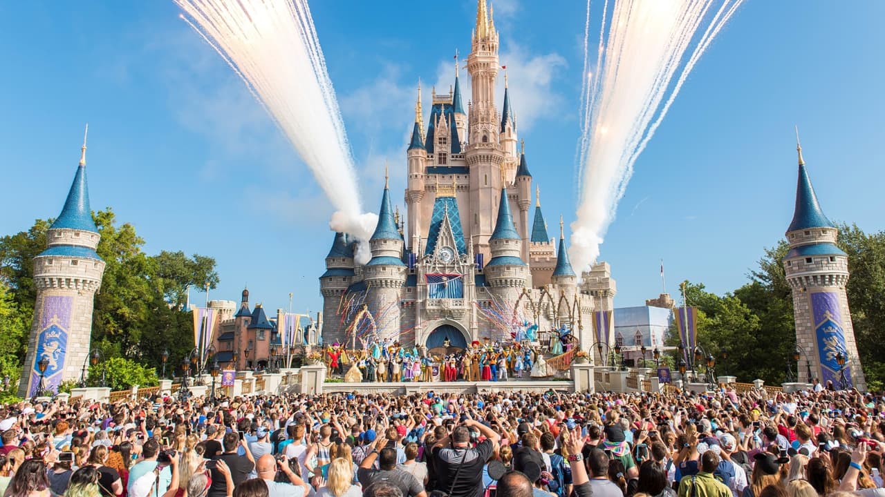 Más de 40,000 empleados de Disney se quedarán sin sueldo por causa del coronavirus