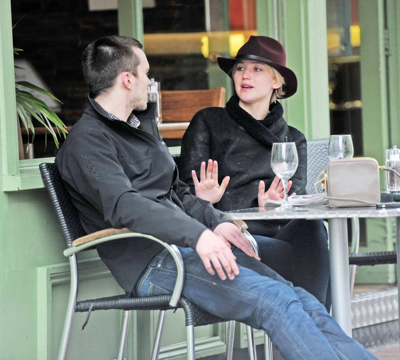 ¡No nos pongas esa carita Jen!