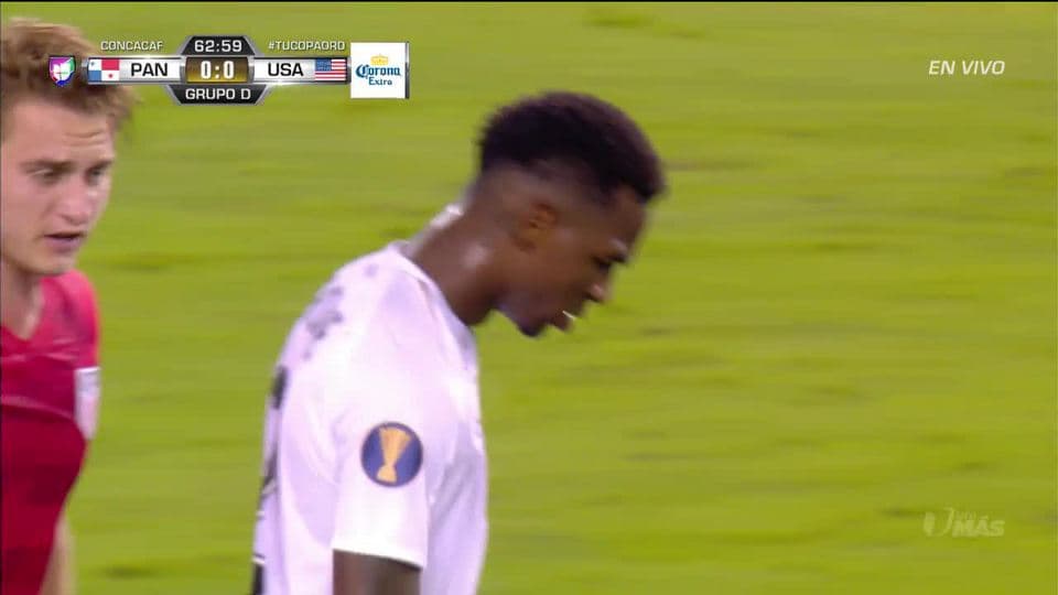 Tiro desviado de Omar Browne