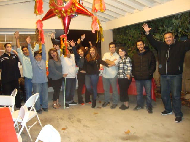 Con la ayuda de 
<i>Nescafe Clasico, Nestle Coffee Mate, Nestle La Lechera</i> y
<i> Nestle Toll House</i> pudimos darle a Blanca Alemán y a su familia una inolvidable posada llena de comida, juguetes y un árbol de Navidad para disfrutar de esta temporada festiva.