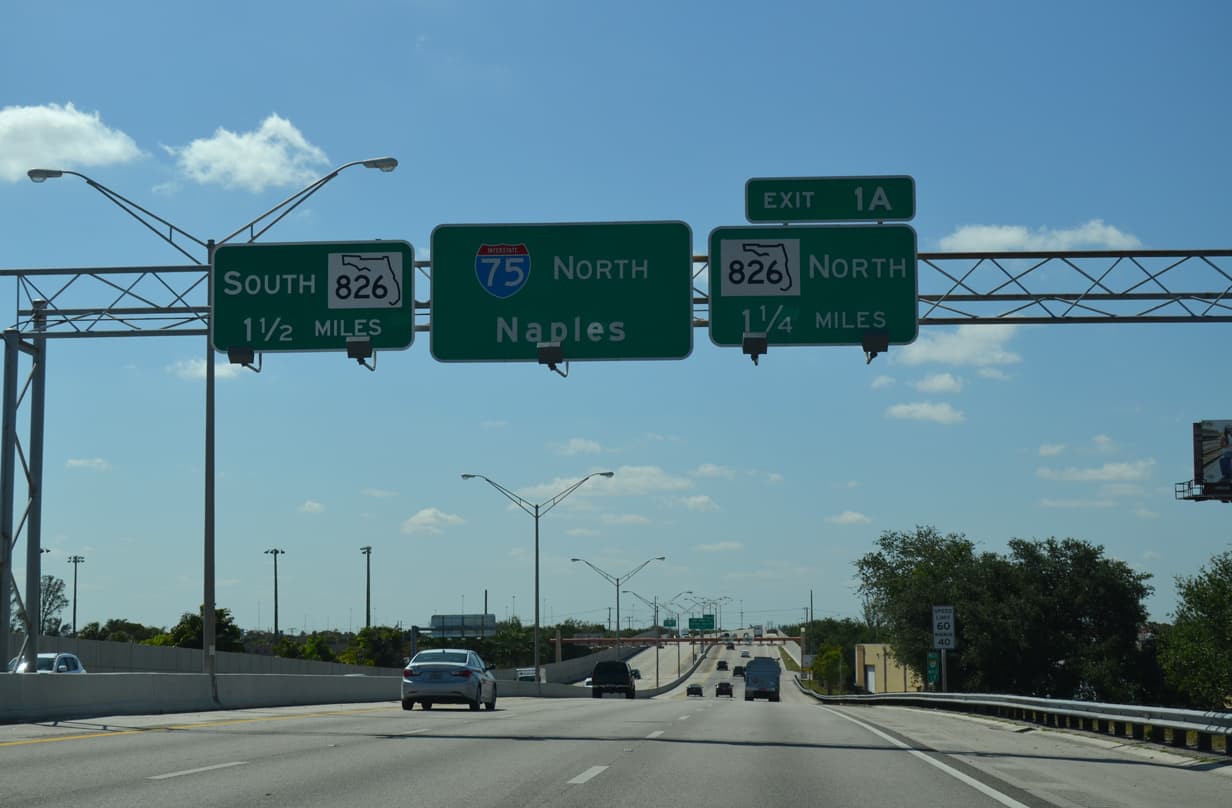 El último puesto, pero no menos peligrosa, lo ocupa la I-75, entre Sault Ste Marie (Michigan) a Miami Lakes (Florida) 
<b><a href="https://www.teletracnavman.com/teletracnavman/images/infographics/most-dangerous-roads-milestone.pdf">con 0.59 muertos por milla</a></b>. 1,070 personas han muerto en los últimos cinco años.