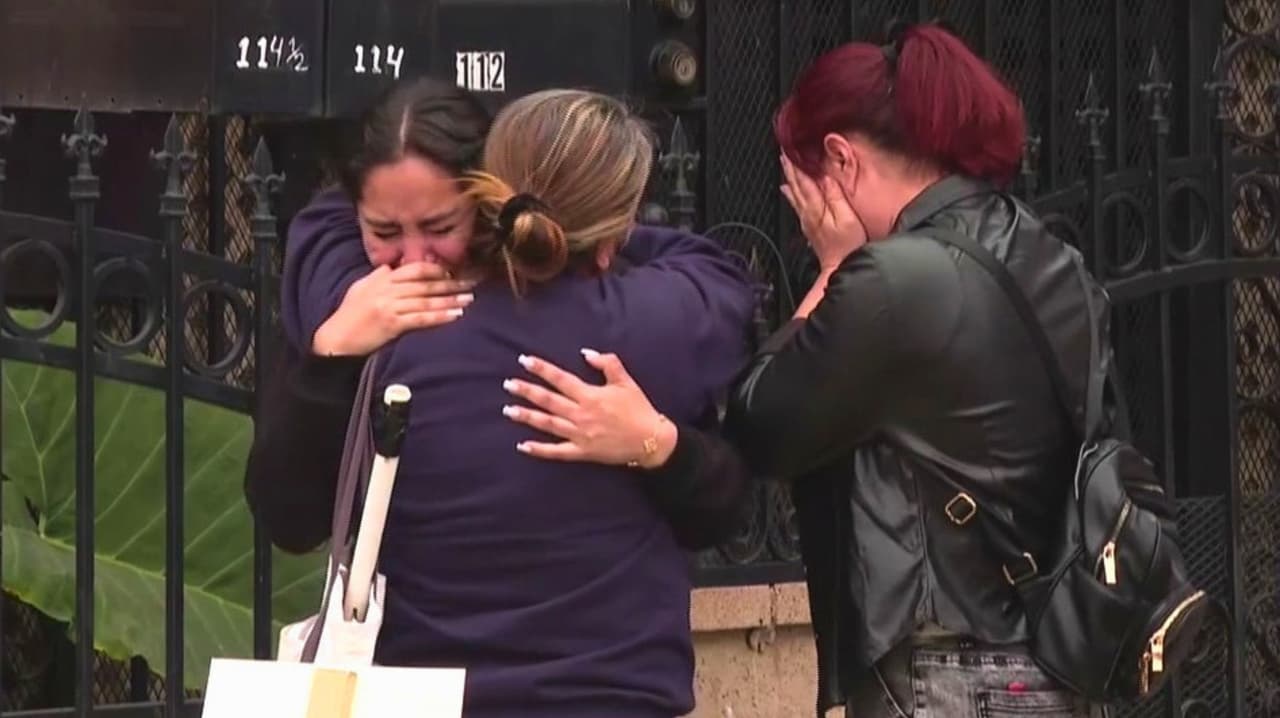 Realizan vigilia en memoria de madre e hijo fallecidos en incendio intencional en Montebello