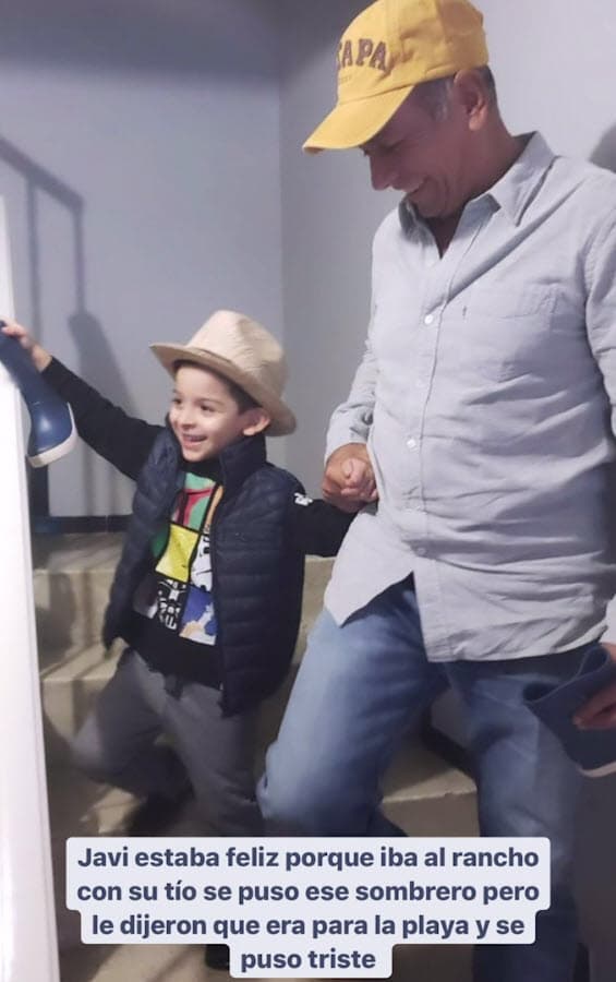 "Entregaste tu vida a las tierras de mi abuelo y las amaste y viste crecer todos los días. Dejas un vacío muy grande en nuestros corazones, 
<b>fuiste el mejor tío, el tío soltero más guapo</b>, el que siempre presumía, el que siempre nos preguntaba que si queríamos ir contigo al rancho, el que siempre nos amó tanto". 
<br>