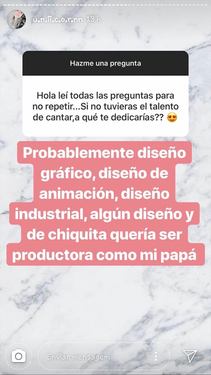 Aunque ahora estudia composición, Fernanda compartió que cuando era pequeña ella quería convertirse en productora, igual que 'El Güero' Castro.