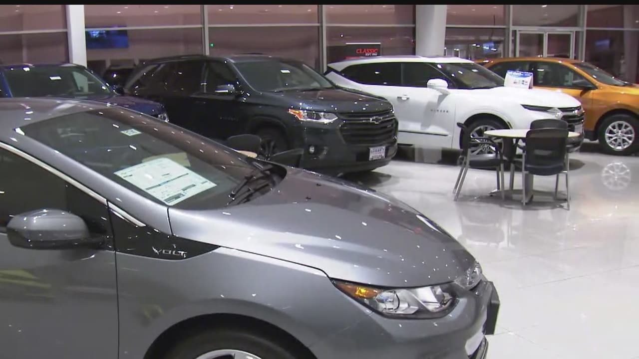 Una ciudad de California ofrece a sus habitantes un reembolso de $500 si compran un auto