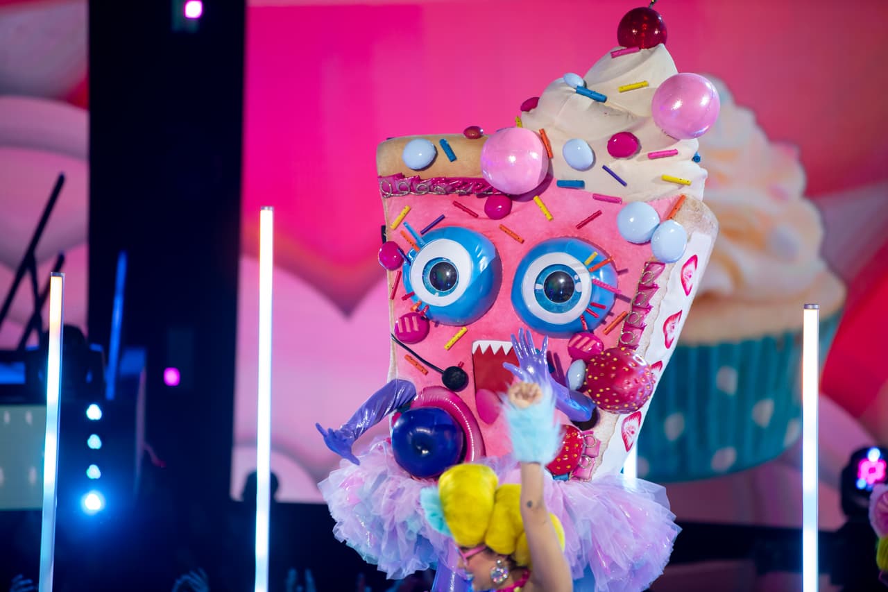 Con el tema 'Besos de Ceniza', Pastelito se llevó una gran ovación.