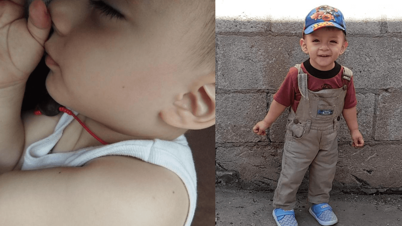 Una desconocida que iba en el grupo le recibió al niño y lo ayudó a cruzar.