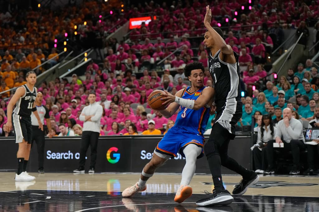 Spurs arrancan 15-0… y el banquillo de Thunder les arrebata el Juego