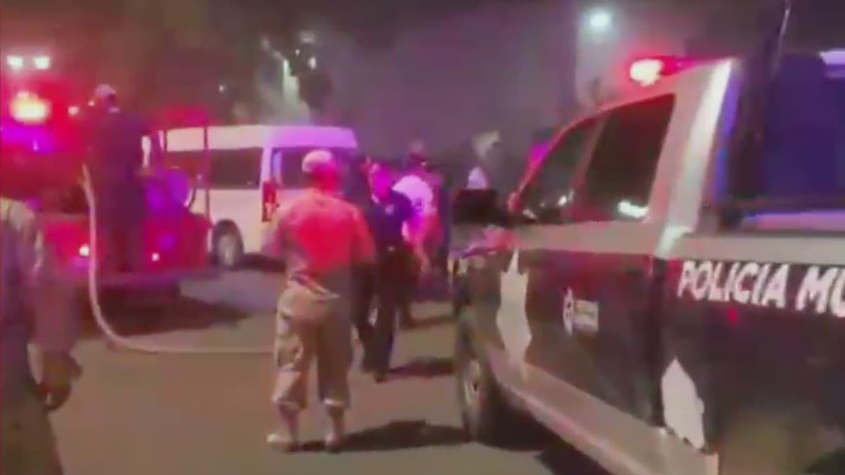 Cientos de migrantes provocan motín al interior de una oficina del Instituto Nacional de Migración en Piedras Negras, Coahuila