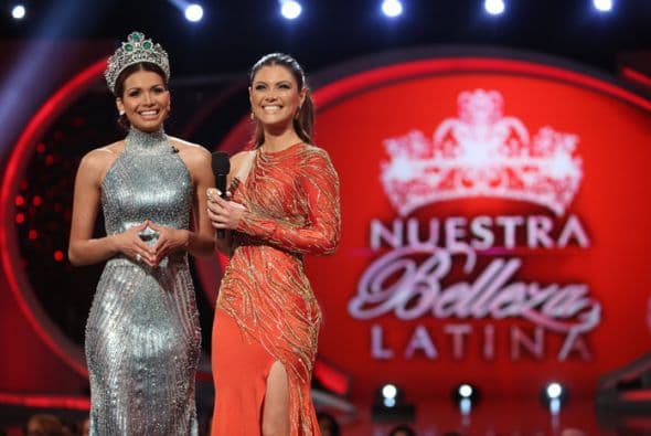La boricua se despide de su reinado, pero para que no la olvides, aquí puedes revivir foto a foto todo lo que pasó el día que se coronó como Nuestra Belleza Latina 2014.