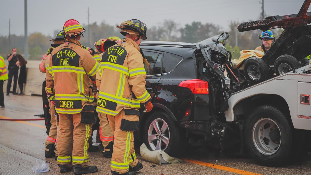 Un menor, de 12 años, fue rescatado por los equipos de emergencia y fue trasladado a un hospital.