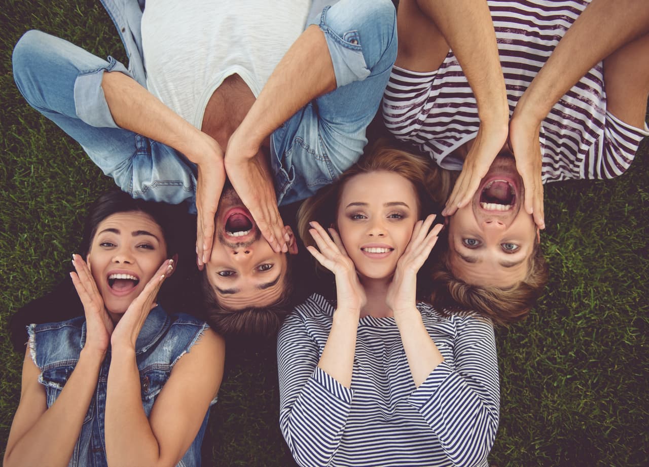 Como están atravesando varias constelaciones vistas desde la Tierra y surgen desde las Eta Acuáridas desde el punto de vista astrológico nos inspiran según nuestro signo.