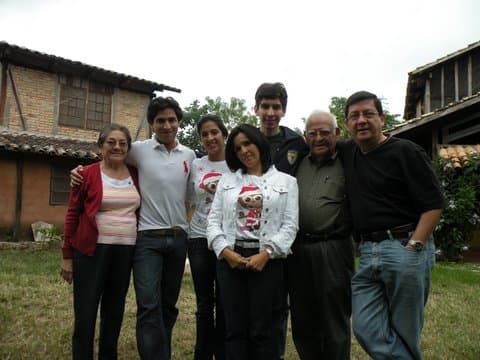 Los bellos momentos que compartió con su abuelo, siempre los llevará en su corazón.