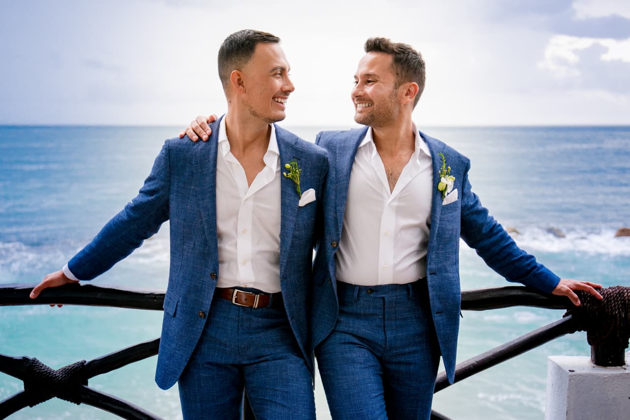 Puerto Vallarta, Jalisco, fue testigo de la unión del corresponsal de Despierta América y su ahora esposo.