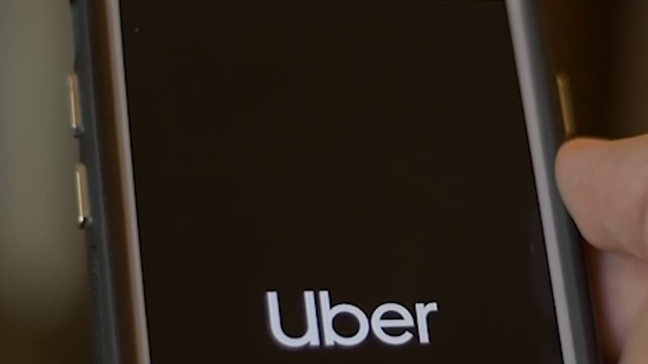 "No sé qué vamos a hacer": preocupación entre empleados de Uber ante el anuncio de miles de despidos