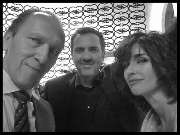 "El público 
<b>se va a sorprender con la actuación de ella</b>, en algunos momentos habrá acento, pero está justificado. Aquí son más de 20 capítulos, lo cual ya hace distinta a la original, que era más grande", señaló el actor.