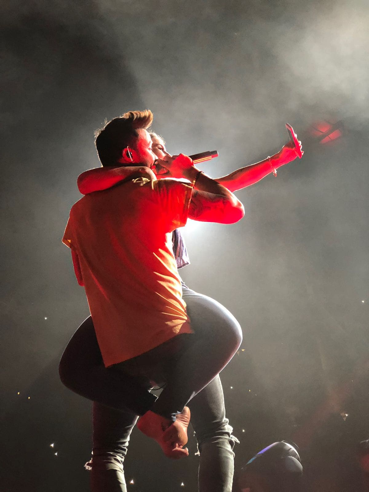 Pero el que se dejó contagiar del cariño del público de Houston fue Prince Royce.